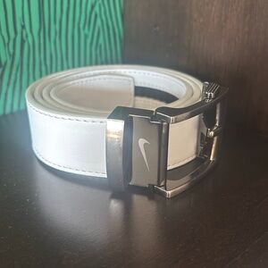 33” Inch Nike Golf Belt